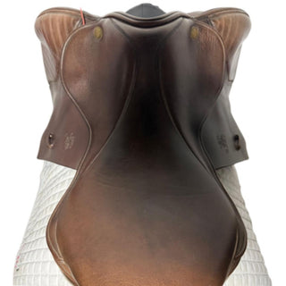 Fairfax Classic Cupped Flap Jump Brown 17.5" ADJ 6 | Saddles Direct