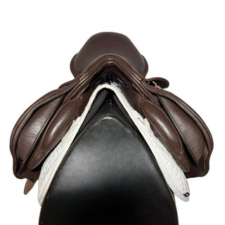 Fairfax Classic Cupped Flap Jump Brown 17.5" ADJ 3 | Saddles Direct