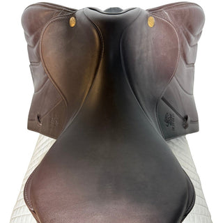 Fairfax Classic Deluxe Dual Flap Jump Brown 17.5" ADJ 6 | Saddles Direct