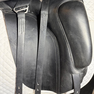 Fairfax Classic Dressage Black 17.5" ADJ 8 | Saddles Direct