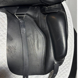 Fairfax Classic Dressage Black 17.5" ADJ 6 | Saddles Direct