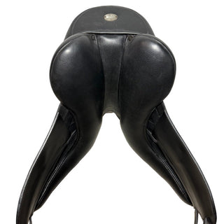 Fairfax Classic Monoflap MDS Dressage Black 17" ADJ 7 | Saddles Direct