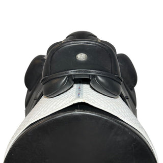 Fairfax Deluxe Monoflap Dressage Black 17" ADJ 5 | Saddles Direct