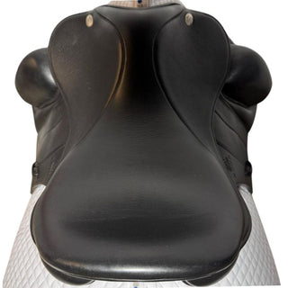 Fairfax Deluxe Monoflap Dressage Black 17" ADJ 6 | Saddles Direct