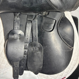 Fairfax Dual Flap Classic Jump Black 17.5" ADJ 8 | Saddles Direct