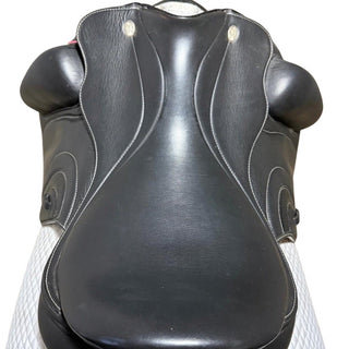 Fairfax Elias Monoflap Dressage Black 18" ADJ 6 | Saddles Direct