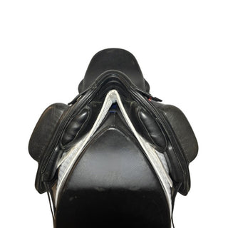 Fairfax Gareth Hughes Dressage Black 17" ADJ 3 | Saddles Direct