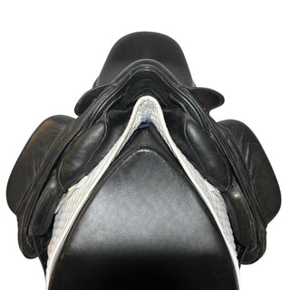 Fairfax Gareth Hughes Dressage Black 17.5" ADJ 3 | Saddles Direct