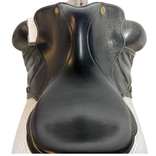 Fairfax Gareth MDG Dressage Black 17.5" ADJ 5 | Saddles Direct