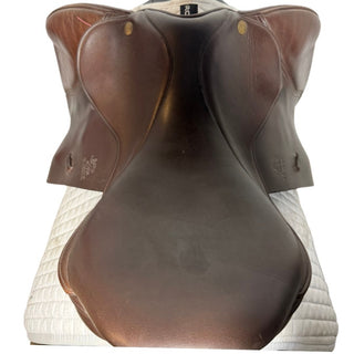 Fairfax MJC Cupped Flap Jump Brown 17.5" ADJ 6 | Saddles Direct