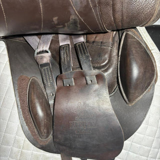 Fairfax MJS Spirit Jump Brown 17" ADJ 8 | Saddles Direct
