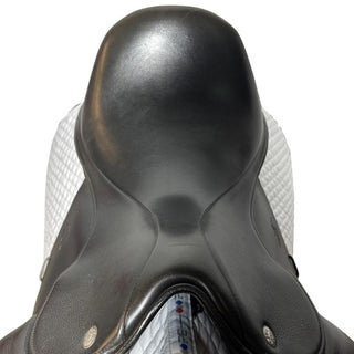Fairfax Petite Classic Dressage Black 16.5" ADJ 4 | Saddles Direct