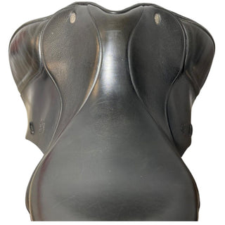 Fairfax Petite Classic Dressage Black 16.5" ADJ 6 | Saddles Direct