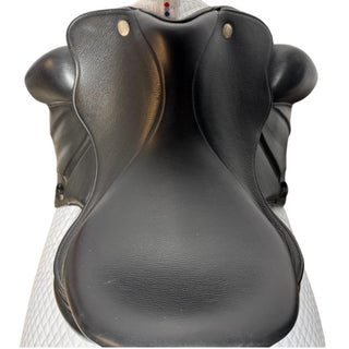 Fairfax Petite Deluxe Classic Dressage Black 16.5" ADJ 6 | Saddles Direct