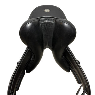 Fairfax Petite Deluxe Classic Dressage Black 16.5" ADJ 7 | Saddles Direct
