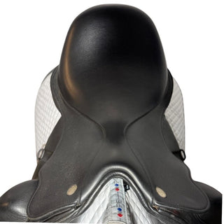 Fairfax Petite Deluxe Classic Dressage Black 16.5" ADJ 4 | Saddles Direct