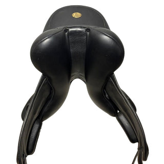 Fairfax Petite Dressage Black 16.5" ADJ 5 | Saddles Direct