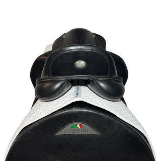 Fairfax World Class Monoflap Dressage Black 17.5" ADJ 5 | Saddles Direct