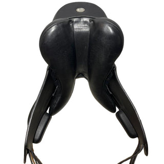 Fairfax Worldclass Dressage Black 17.5" ADJ 5 | Saddles Direct