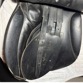 Falcon Hawk Event GP Black 18" MW 7 | Saddles Direct