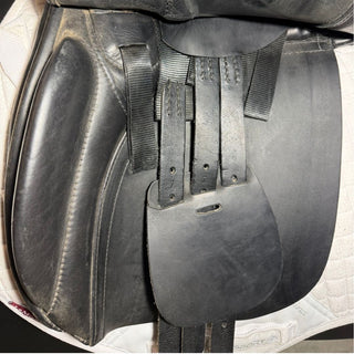 Farrington GP Black 17" XW 7 | Saddles Direct