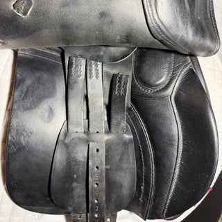 Farrington GP Black 17.5" W 8 | Saddles Direct