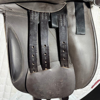 Farrington GP Brown 17.5" MW 8 | Saddles Direct