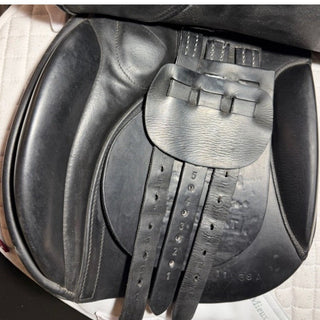 Farrington Hawk Event GP Black 17" XW 7 | Saddles Direct