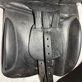 Farrington Henley VSD GP Black 17" XW 8 | Saddles Direct