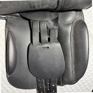 Farrington Working Hunter Black 17.5" MW 8 | Saddles Direct