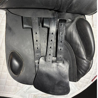 Fiona Cork Flat Tree GP Black 17.5" W 8 | Saddles Direct