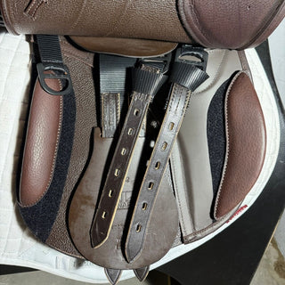 GFS Monarch GP S602 Brown 17" ADJ 8 | Saddles Direct