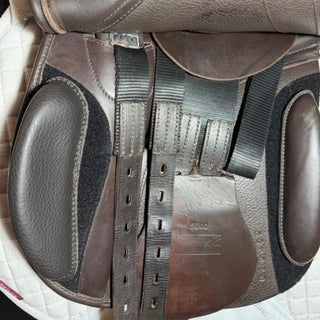 GFS Monarch GP S602 Brown 17" ADJ 7 | Saddles Direct