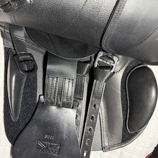 GFS Monarch Jump S665 Black 17” ADJ 8 | Saddles Direct
