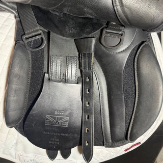 GFS Monarch S602 GP Black 17.5" ADJ 8 | Saddles Direct