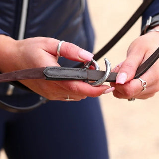 GFS VERSACLIP BREASTPLATE 1 | Saddles Direct