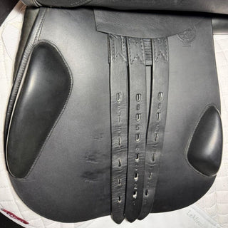 Harry Dabbs Avant GP Black 17" M 7 | Saddles Direct