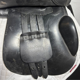 Harry Dabbs Avant GP Black 17" MW 8 | Saddles Direct