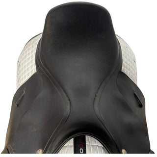 Harry Dabbs Avant GP Black 17" MW 4 | Saddles Direct