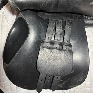 Harry Dabbs Avant GP Black 17" MW 7 | Saddles Direct
