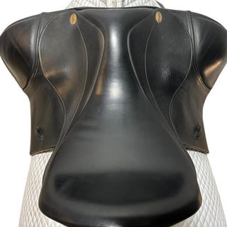 Harry Dabbs Avant tree Dressage Black 17.5" MW 6 | Saddles Direct