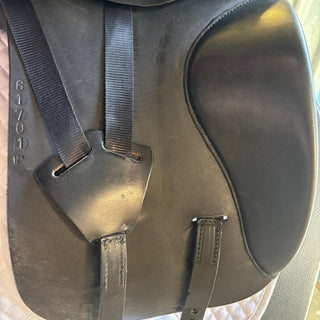 Black Harry Dabbs Elegant Dressage Black 17" XW 6 - Saddles Direct