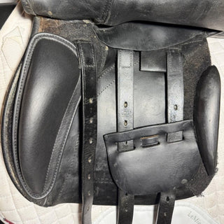 Ideal Deal GP Black 16.5" MW 7 | Saddles Direct