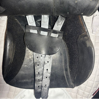 Ideal Deal GP Black 17" MW 8 | Saddles Direct