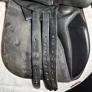 Ideal Deal GP Black 17" W 8 | Saddles Direct