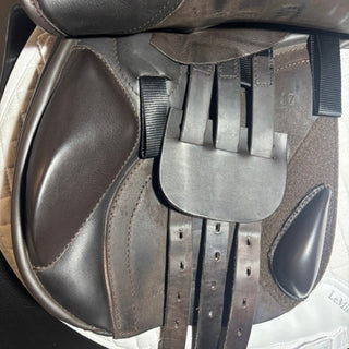 Ideal Grandee jump/ GP Brown 17" MW 7 | Saddles Direct