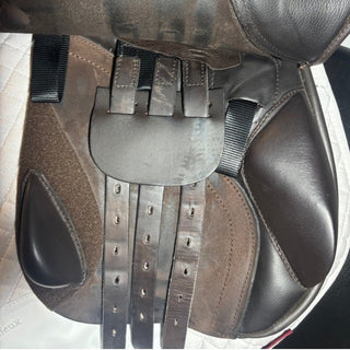 Ideal Grandee jump/ GP Brown 17" MW 8 | Saddles Direct