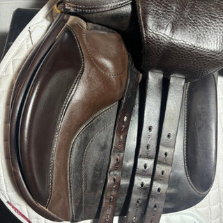 Ideal Grandee (Over stamped Origin) GP Brown 17" M 7 | Saddles Direct