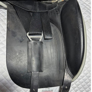 Ideal Jessica Pro Dressage Black 16.5" MW 6 | Saddles Direct