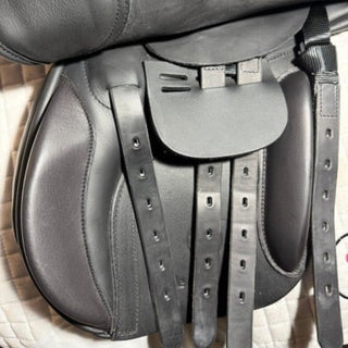 Ideal (NSC) GP Black 16.5" XW 7 | Saddles Direct